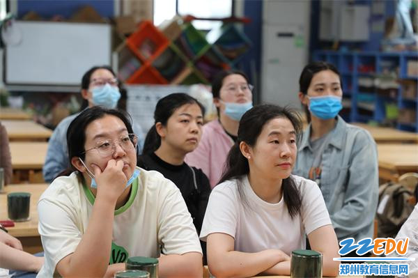 2.认真学习花艺相关知识