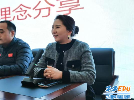 食堂经理发言